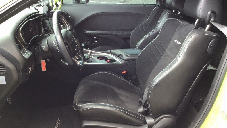 内装前方シート