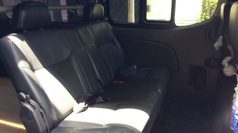 内装後方シート