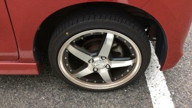 タイヤホイール前