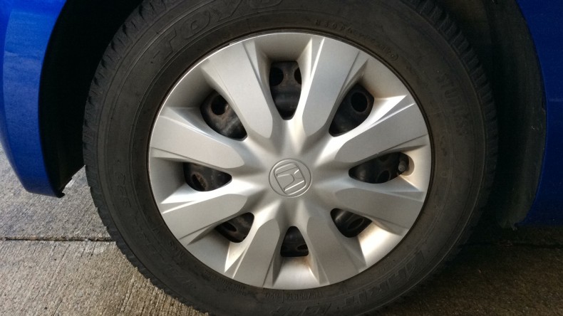 タイヤホイール前