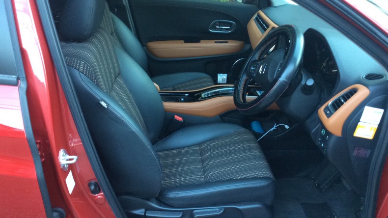 内装前方シート