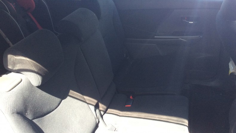 内装後方シート