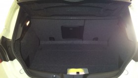 内装トランク