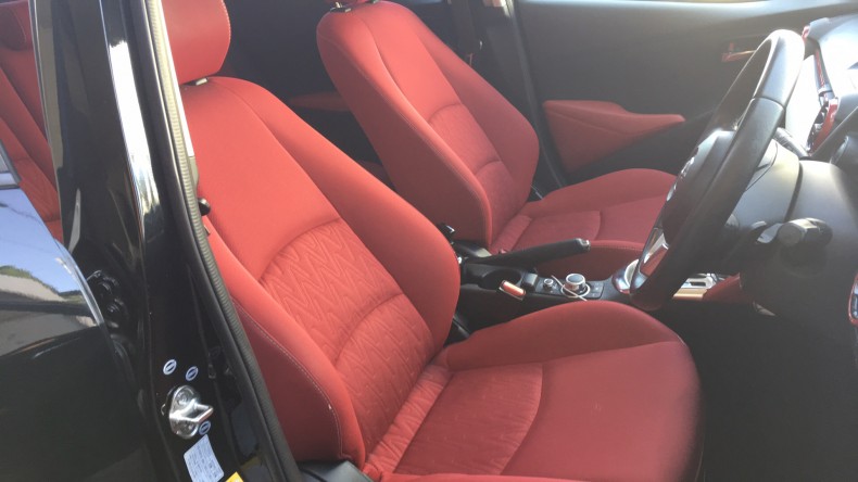 内装前方シート