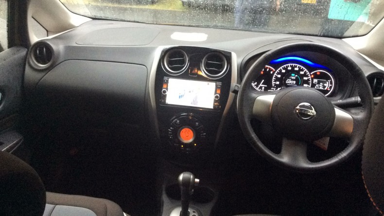 内装インパネ全体