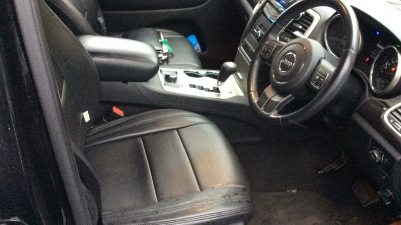 内装前方シート