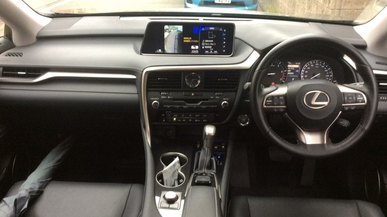 内装インパネ全体