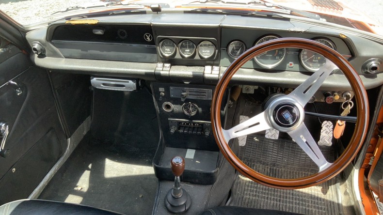 内装インパネ全体