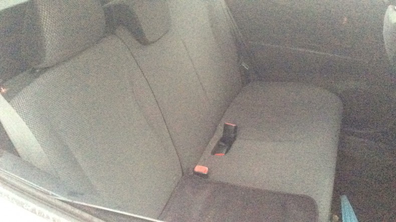 内装後方シート