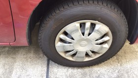 タイヤホイール前