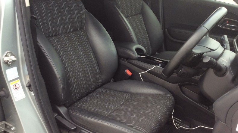 内装前方シート