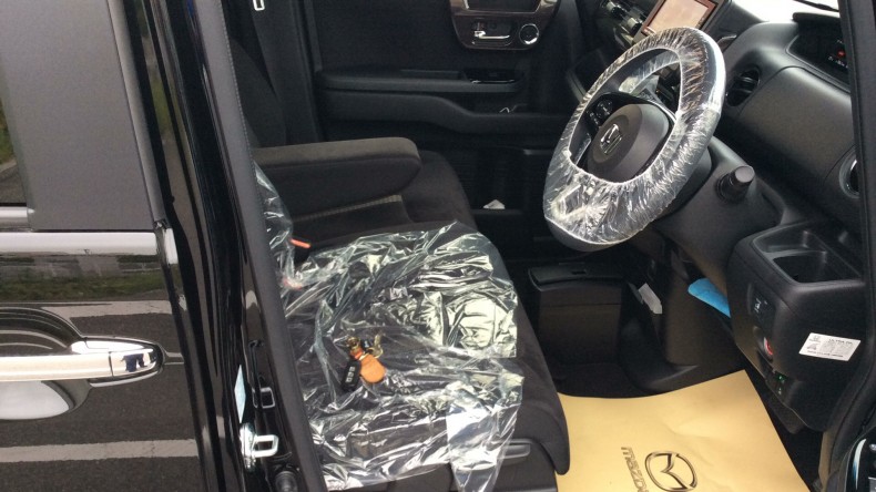 内装前方シート