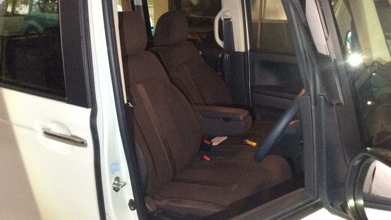 内装前方シート