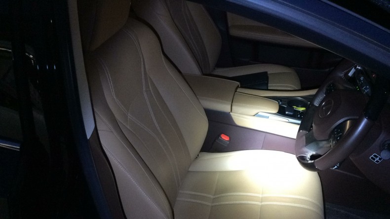 内装前方シート