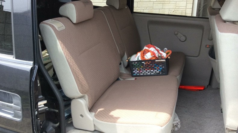 内装後方シート