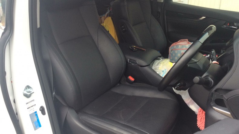 内装前方シート