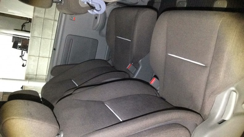 内装後方シート