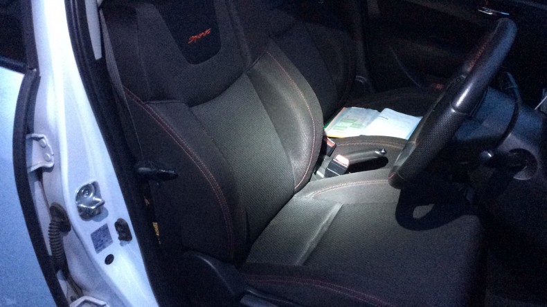 内装前方シート