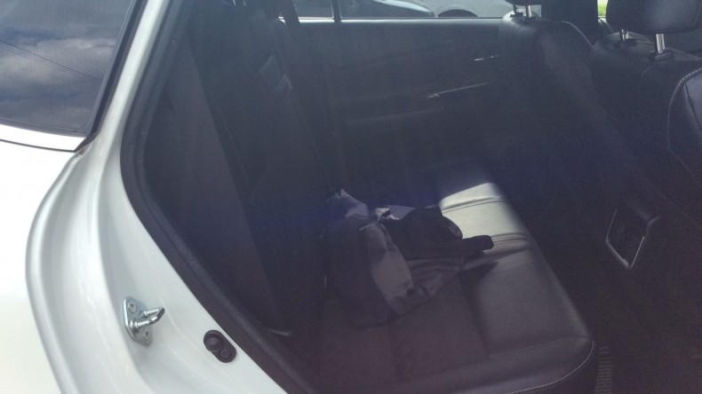 内装後方シート