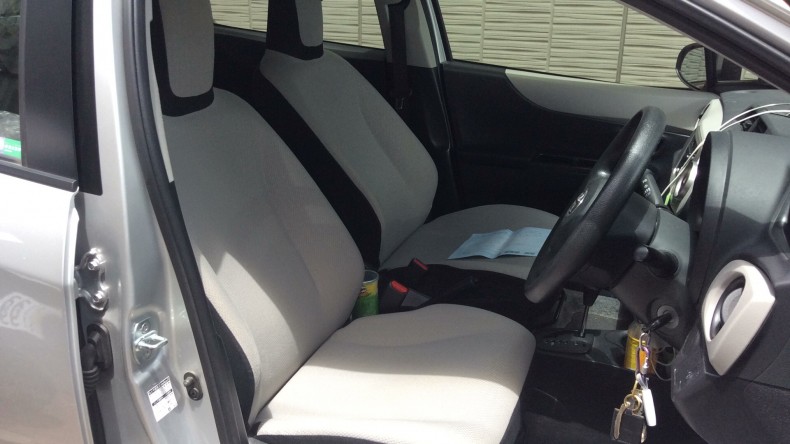 内装前方シート