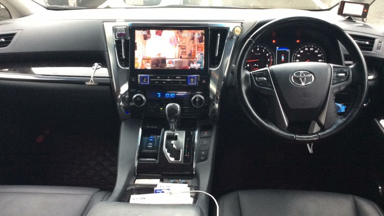 内装インパネ全体