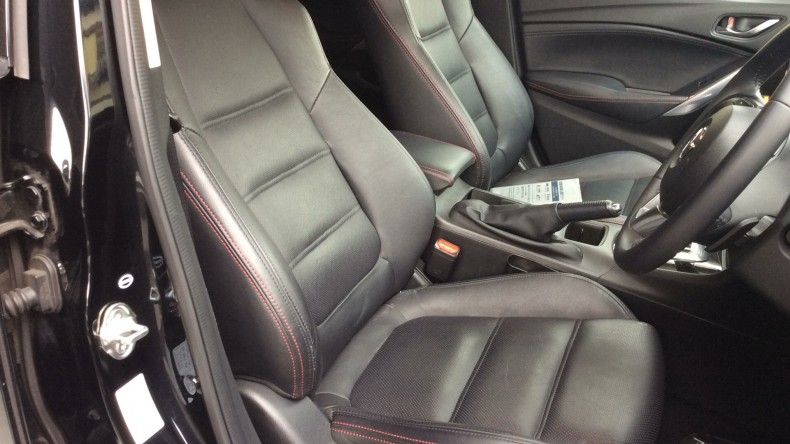 内装前方シート