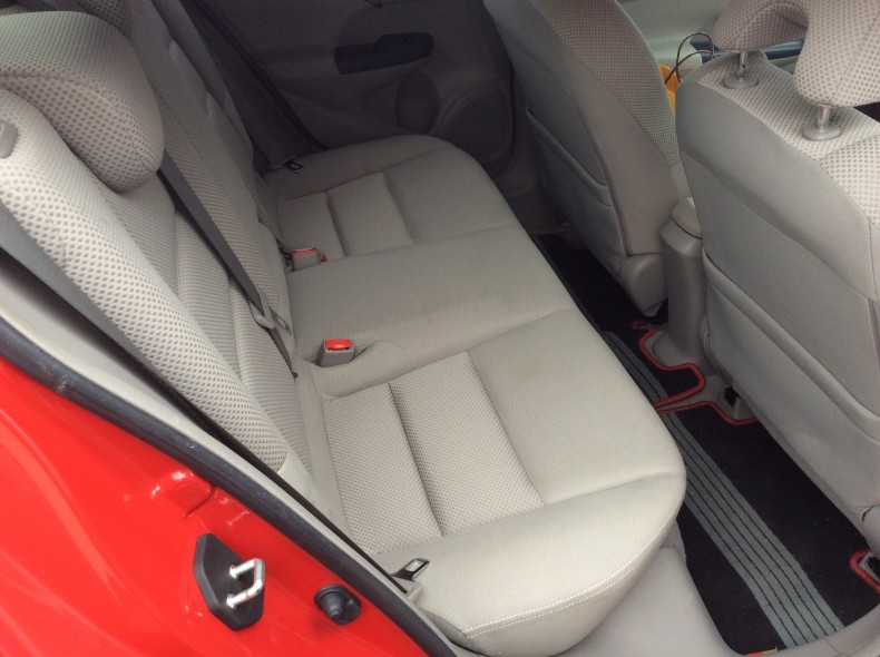 内装後方シート