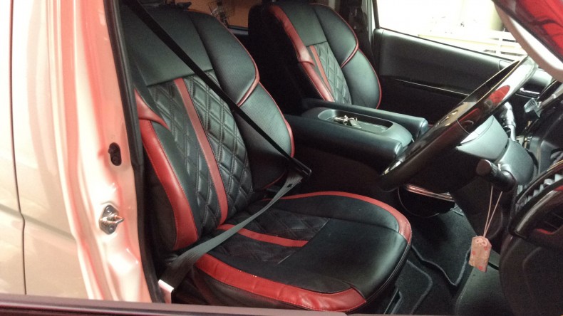 内装前方シート