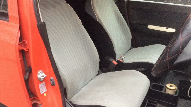 内装前方シート