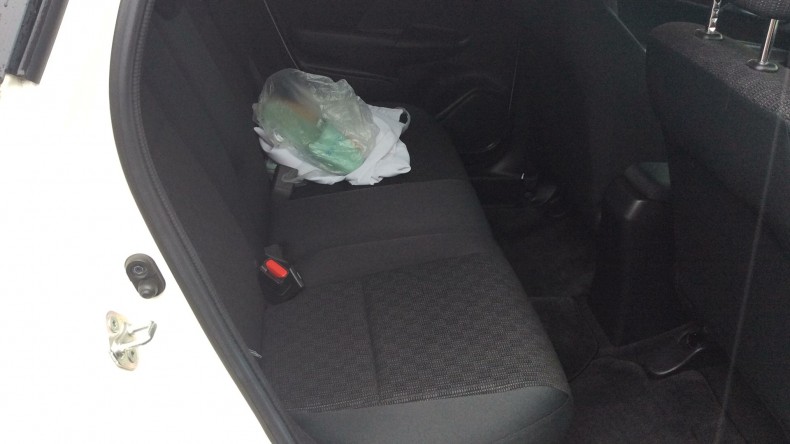 内装後方シート