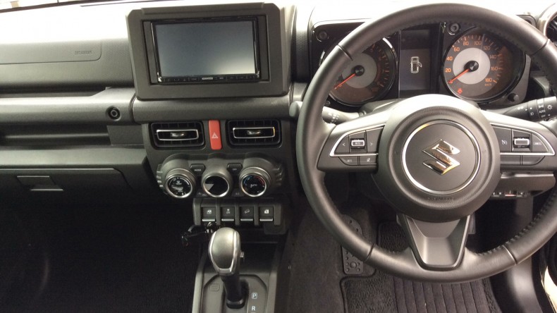 内装インパネ全体