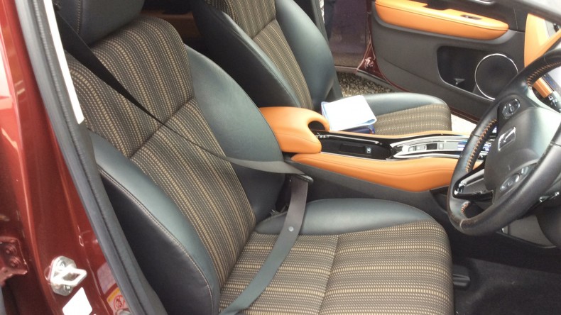 内装前方シート