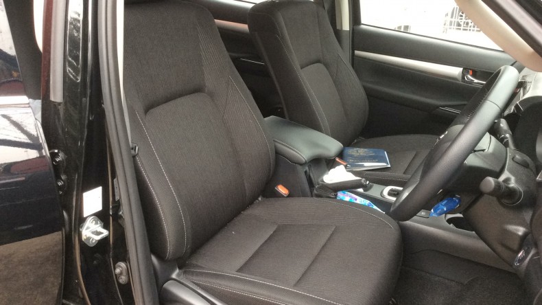 内装前方シート