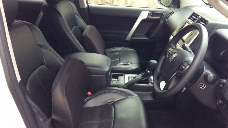 内装前方シート