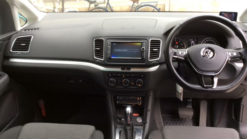 内装インパネ全体