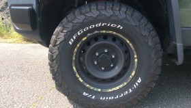 タイヤホイール前