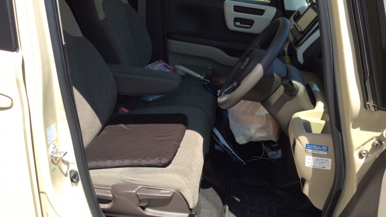 内装前方シート