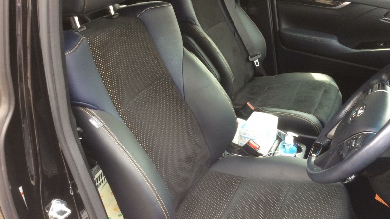 内装前方シート