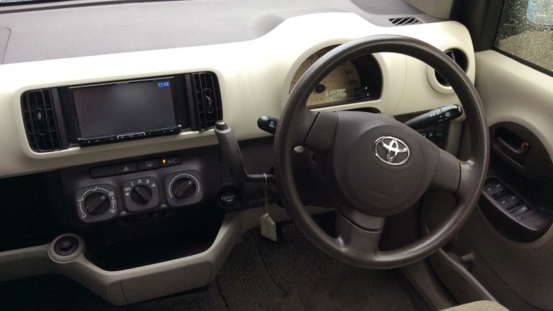 内装インパネ全体