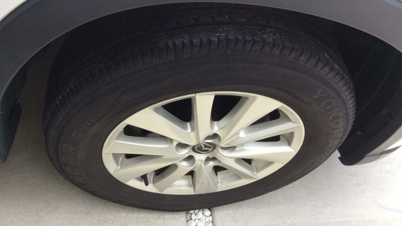 タイヤホイール前