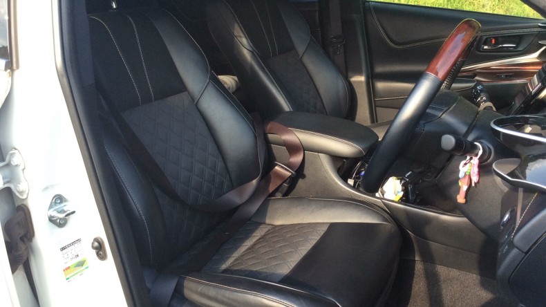 内装前方シート