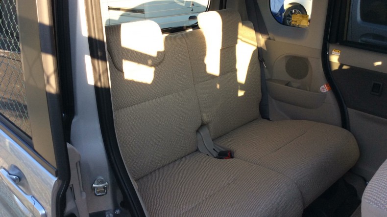 内装後方シート