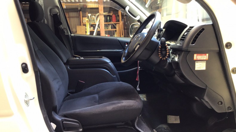 内装前方シート