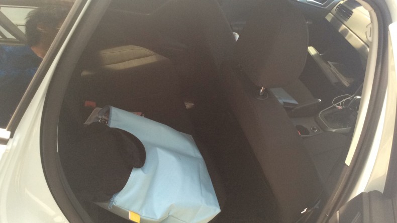 内装後方シート