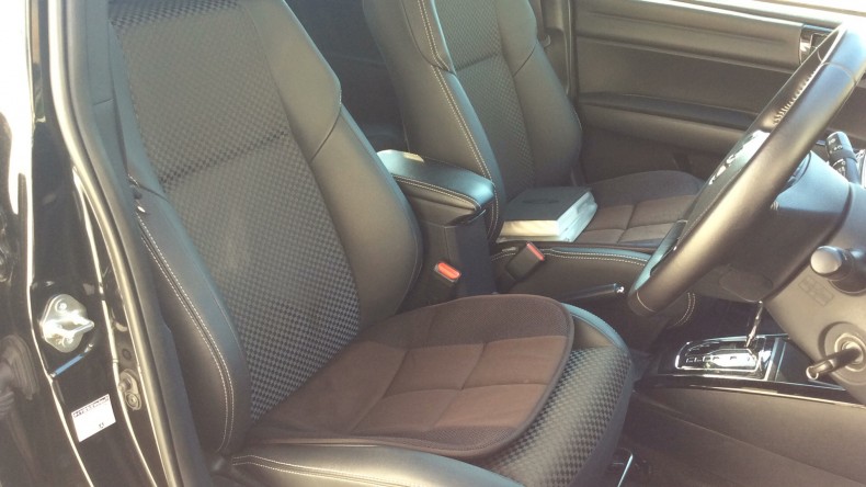 内装前方シート