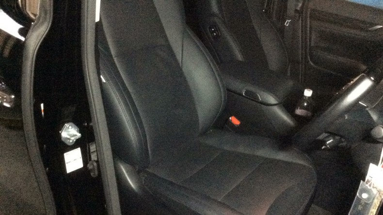 内装前方シート