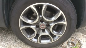 タイヤホイール前