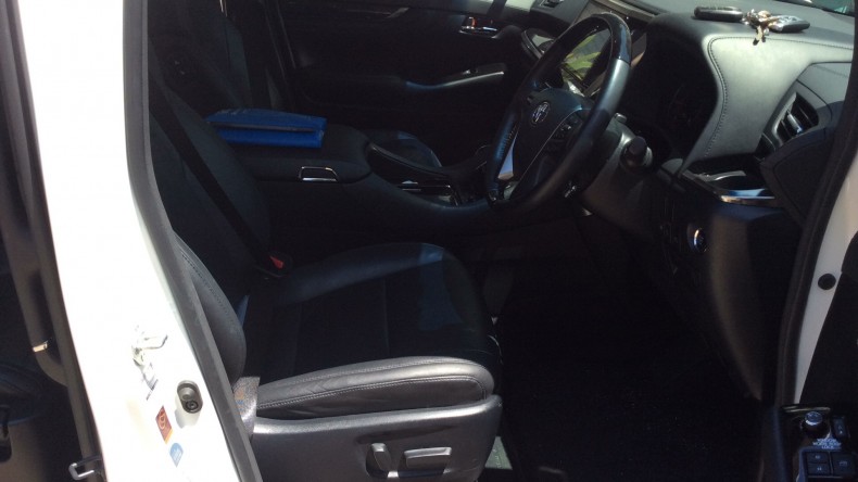 内装前方シート