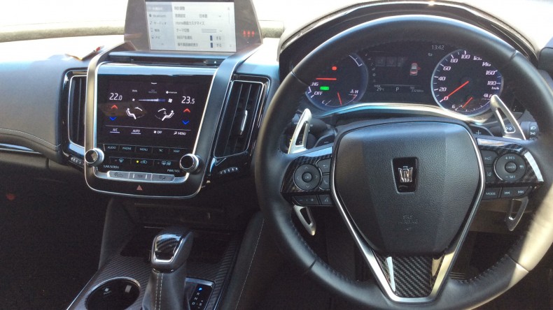 内装インパネ全体