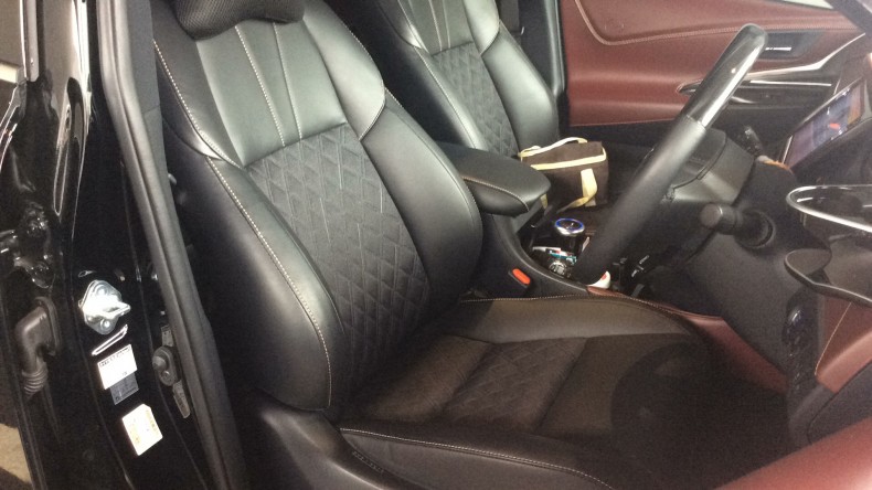 内装前方シート